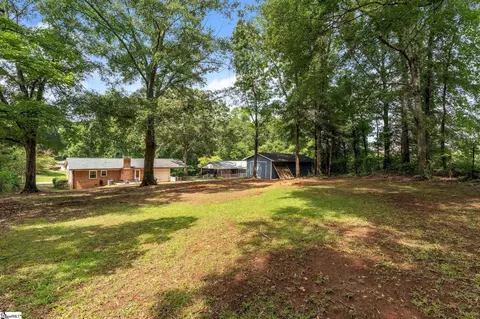 Exterior - 110 Cherokee Rd, Easley, SC 29642 photo 6 of 8