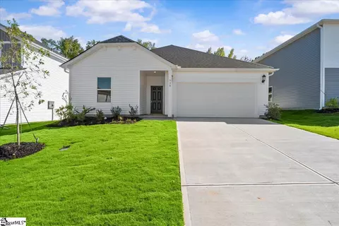 530 Harben Dr, Woodruff, SC 29388