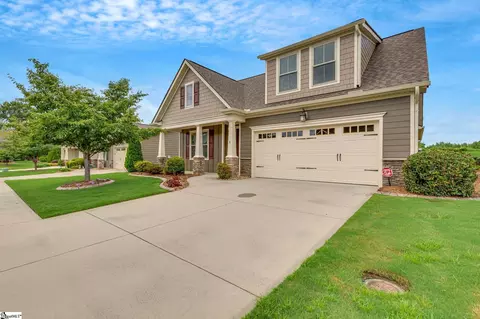 5 Cloverfield Dr, Simpsonville, SC 29680