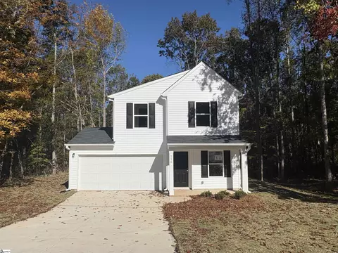 116 Oak Terrace Dr, Laurens, SC 29360