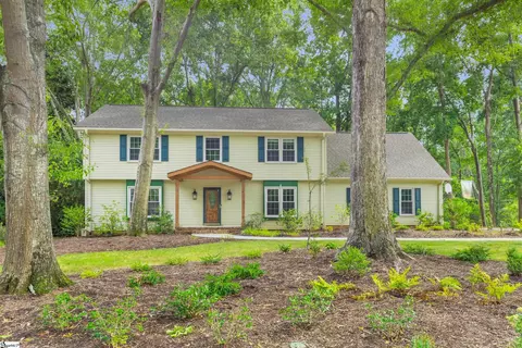 109 Red Oak Ct, Simpsonville, SC 29681
