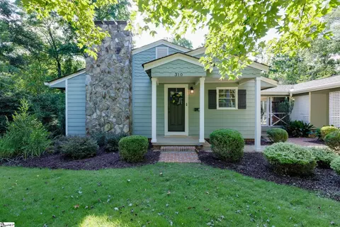 310 Viewmont Dr, Greenville, SC 29609
