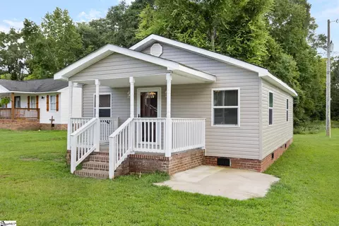 806 Watts Ave, Laurens, SC 29360