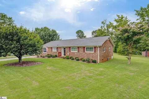 103 Bangor St, Mauldin, SC 29662