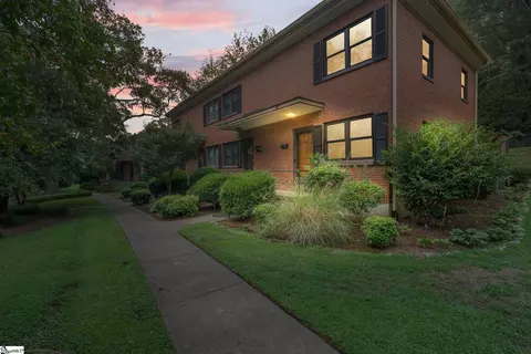 52 Faris Cir, Greenville, SC 29605
