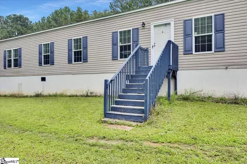 362 Emory Rd, Cowpens, SC 29330 photo 3