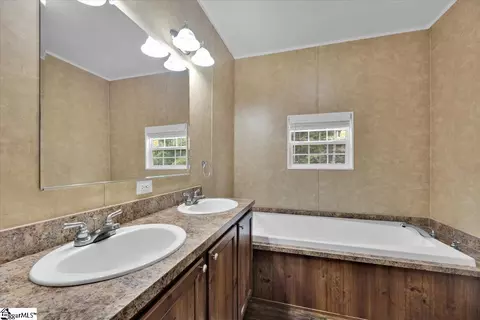 362 Emory Rd, Cowpens, SC 29330 photo 18