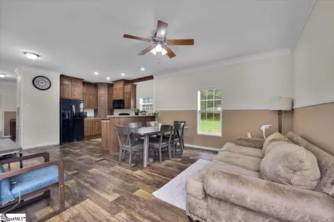 362 Emory Rd, Cowpens, SC 29330 photo 5