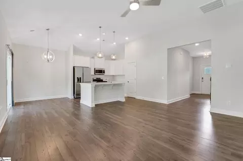 Living - 545 Clairbrook Ct, Greer, SC 29651 photo 3 of 3