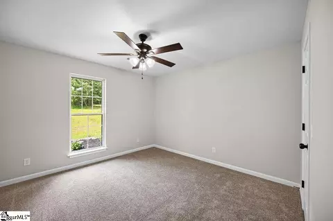 Bedroom - 1016 Scott Rd, Anderson, SC 29621 photo 5 of 5