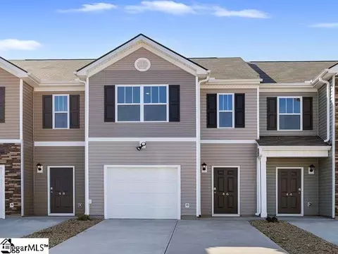 46 Sunriff Ct, Greer, SC 29651