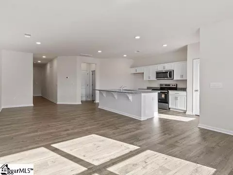 48 Sunriff Ct, Greer, SC 29651 photo 8