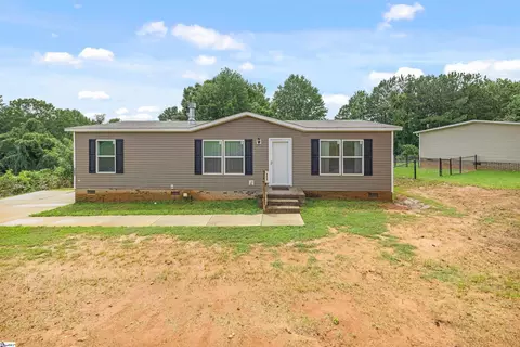 107 Breanna Ct, Easley, SC 29640