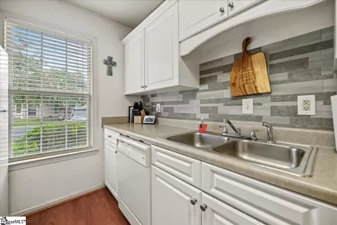 3040 Combray Cir, Florence, SC 29501 photo 10