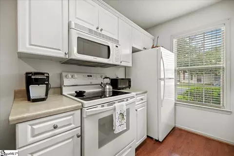 3040 Combray Cir, Florence, SC 29501 photo 9