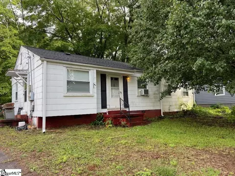 12 E Decature St, Greenville, SC 29617