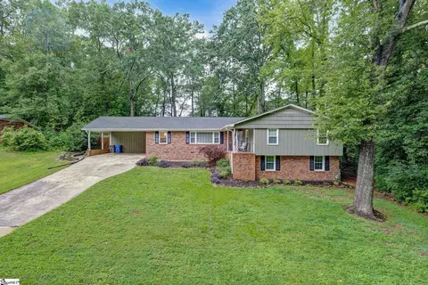 517 Kenilworth Dr, Greenville, SC 29615