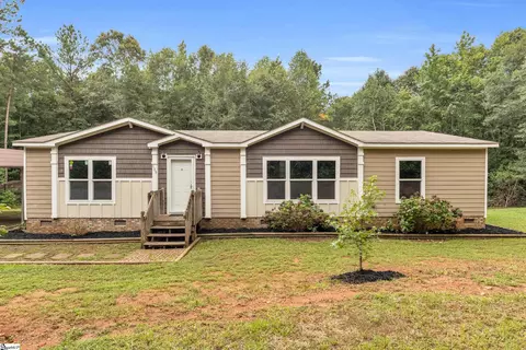 135 Dennis Ward Cir, Anderson, SC 29626