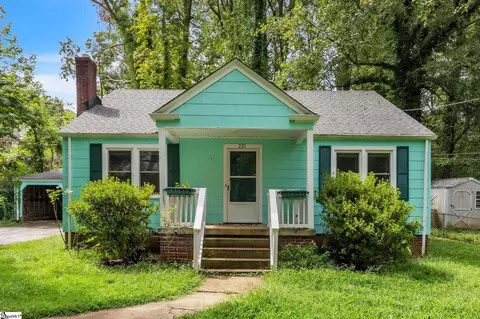 221 Mcmakin Dr, Greenville, SC 29617