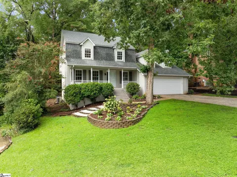214 Appomattox Dr, Simpsonville, SC 29681