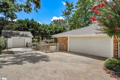 Exterior - 4 River Dr, Williamston, SC 29697 photo 6 of 10