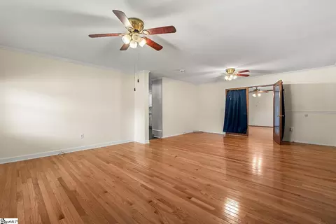 Living - 4 River Dr, Williamston, SC 29697 photo 1 of 10