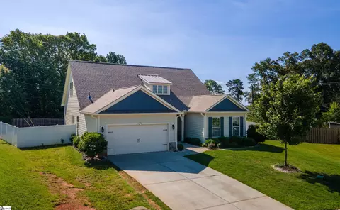 203 Waymeet Ct, Piedmont, SC 29673