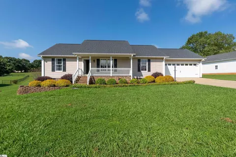 150 Chandler Downs Trl, Inman, SC 29349