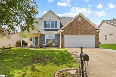 105 Worcester Ln, Easley, SC 29642 photo 1