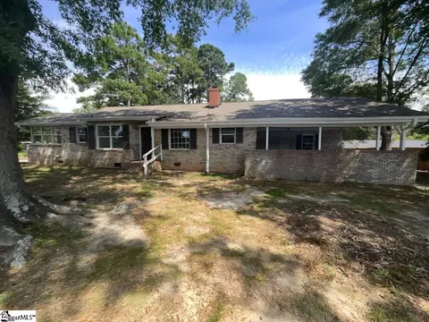 2375 S Pine St, Spartanburg, SC 29302