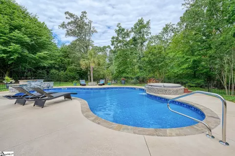 122 Beacon Hill Rd, Duncan, SC 29334 photo 4