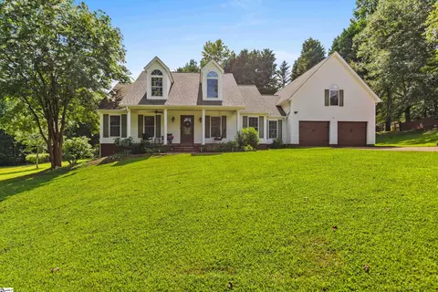 115 Heathwood Rd, Easley, SC 29640