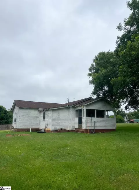 10 Main St, Pelzer, SC 29669 photo 4