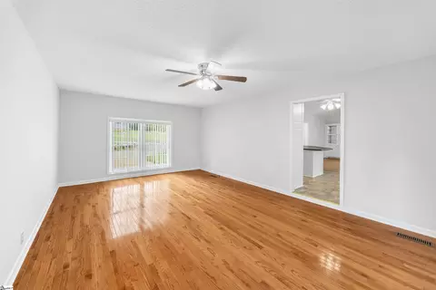 Living - 800 Old Cedar Rock Rd, Easley, SC 29640 photo 3 of 7