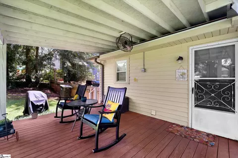 Exterior - 203 Phillips Ave, Easley, SC 29640 photo 3 of 8