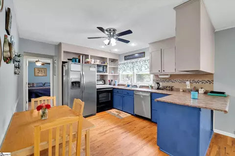 Kitchen - 203 Phillips Ave, Easley, SC 29640 photo 1 of 3