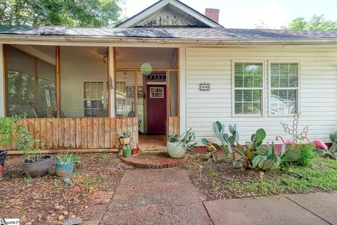 309 Shaw St, Greenville, SC 29609