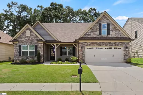 125 Sedgebrook Dr, Simpsonville, SC 29681