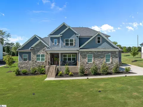 4 Peyton Ln, Simpsonville, SC 29681