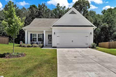 413 Sonoma Ct, Seneca, SC 29678