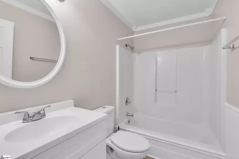 Bath - 110 Nottingham Ln, Easley, SC 29640 photo 1 of 2