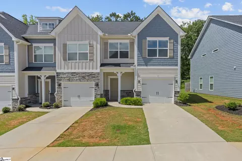 327 Hartland Pl, Simpsonville, SC 29680