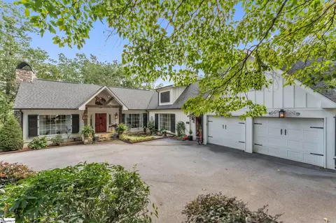 100 Woodhaven Dr, Greenville, SC 29609