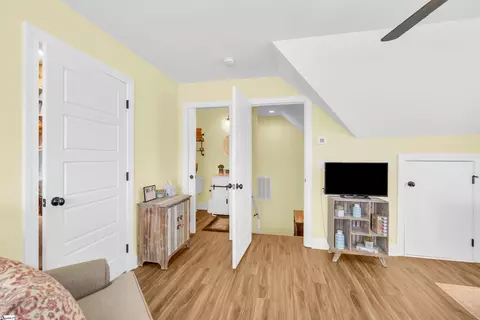 Entry Way - 1173 Proctor Cir, Waterloo, SC 29384 photo 5 of 5