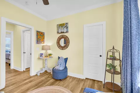 Entry Way - 1173 Proctor Cir, Waterloo, SC 29384 photo 4 of 5