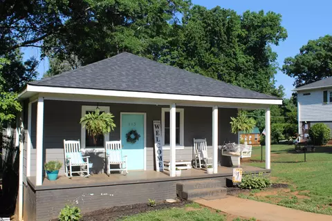 113 Ryan St, Easley, SC 29640 photo 1