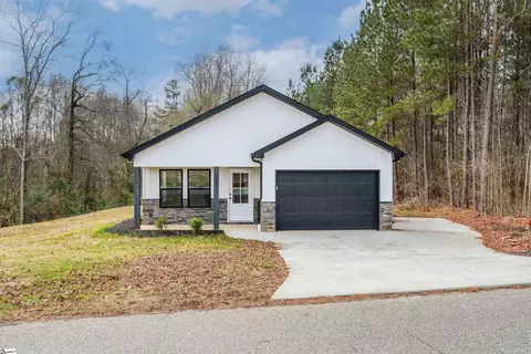 203 Ridgecrest Way, Williamston, SC 29697