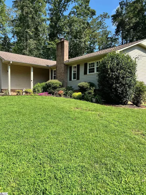 121 Spring Valley Rd, Pickens, SC 29671 photo 3