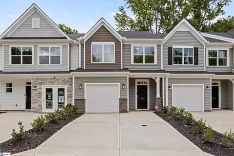202 Spartina Ct, Spartanburg, SC 29307