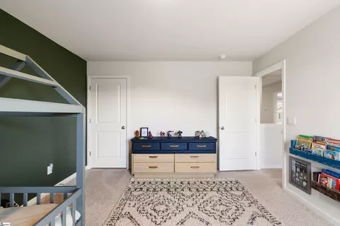 Bedroom - 28 Oak Edge Ln, Greer, SC 29651 photo 6 of 8